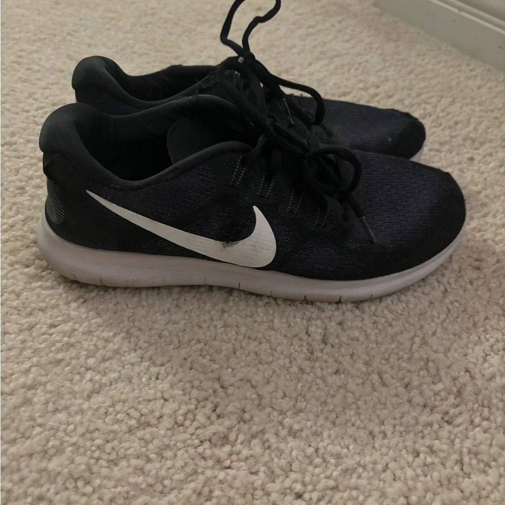 Nike Free Run size 9